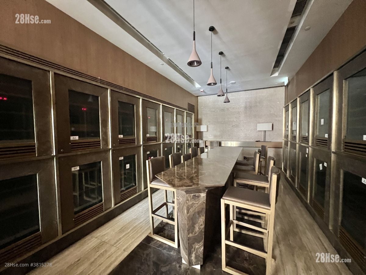 Avignon Rental 3 Bedrooms , 2 Bathrooms 698 ft²