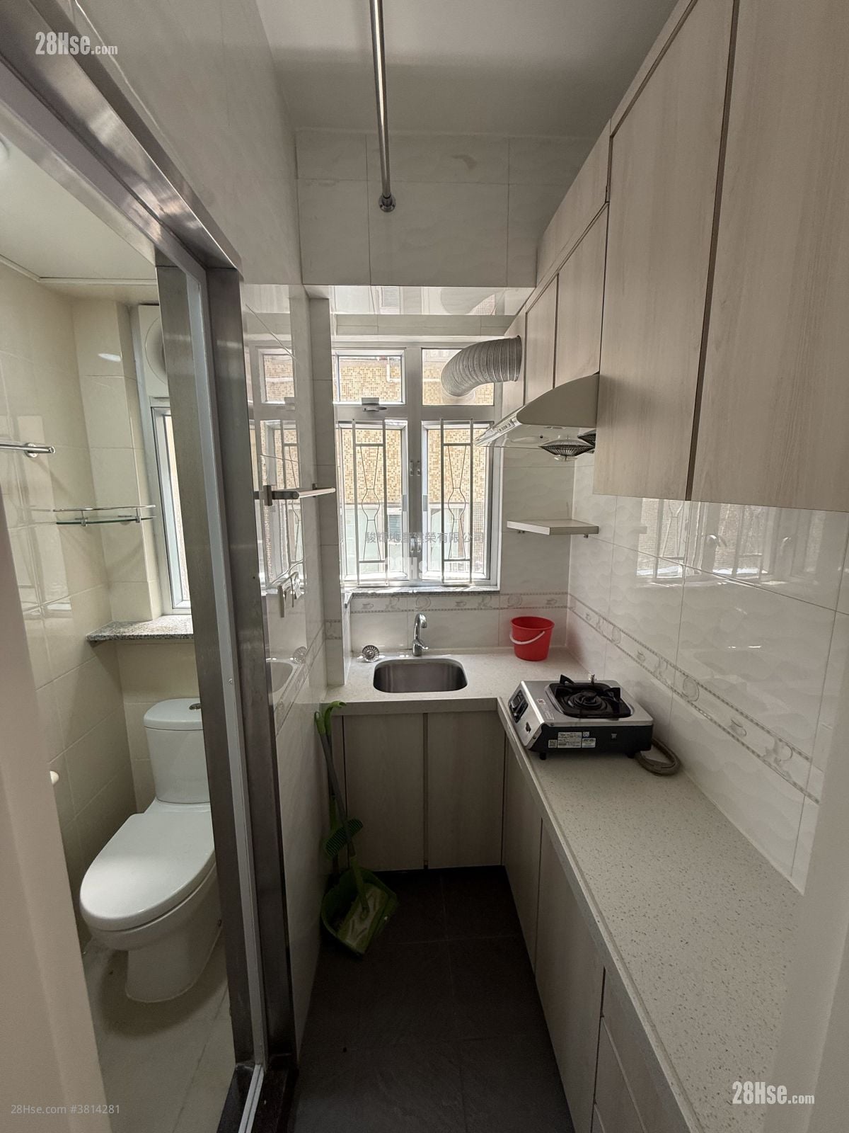 寶華大廈 租盤 1 房 , 1 浴室 193 平方呎