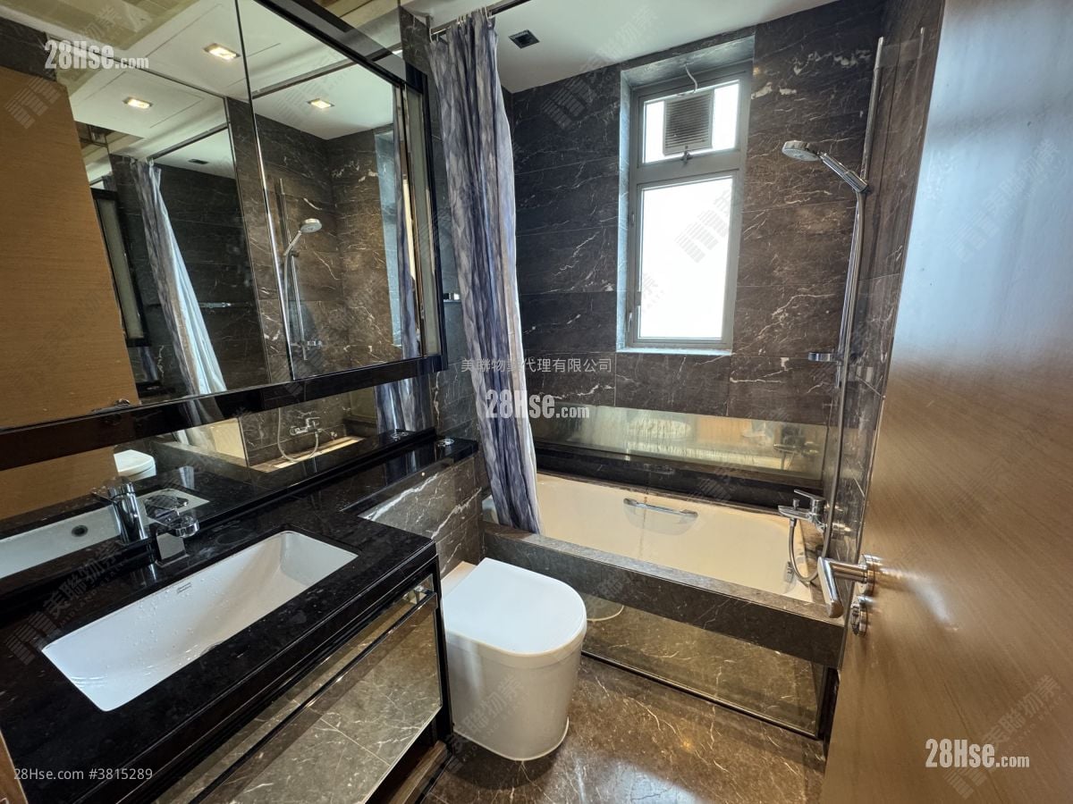 The Wings ,  Tseung Kwan O (Star Diamond Sea Rental 3 Bedrooms , 2 Bathrooms 706 ft²