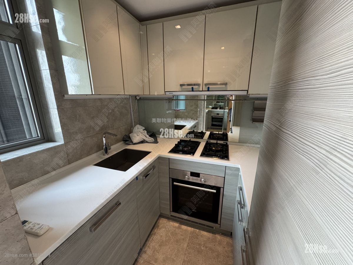 The Wings ,  Tseung Kwan O (Star Diamond Sea Rental 3 Bedrooms , 2 Bathrooms 706 ft²