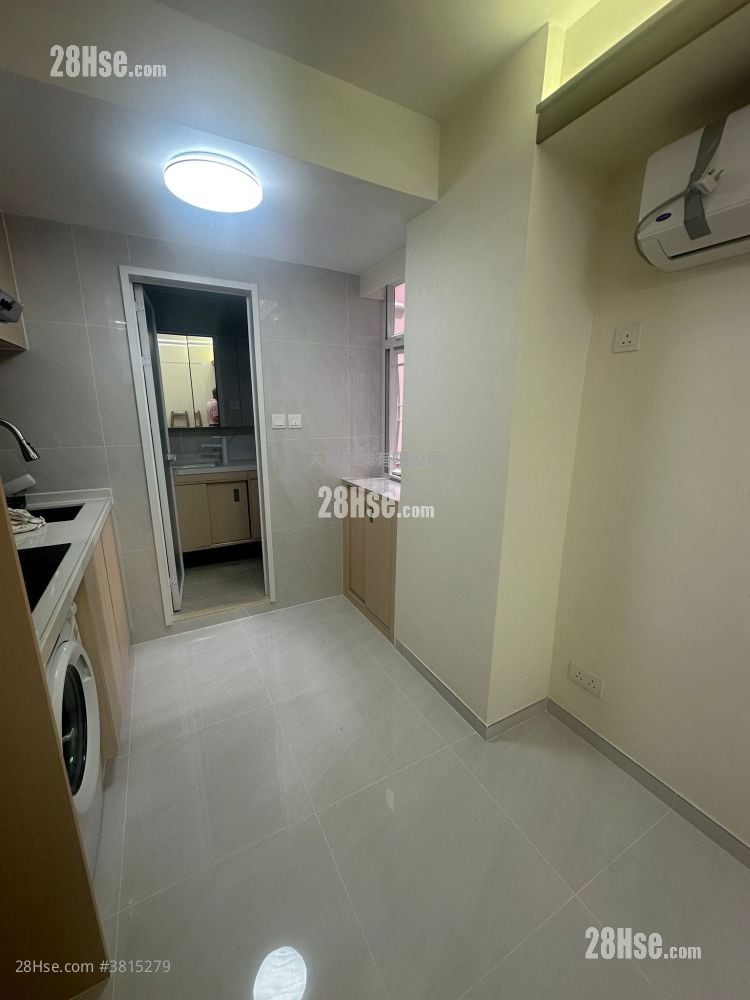 建安大廈 售盤 2 房 , 1 浴室 319 平方呎