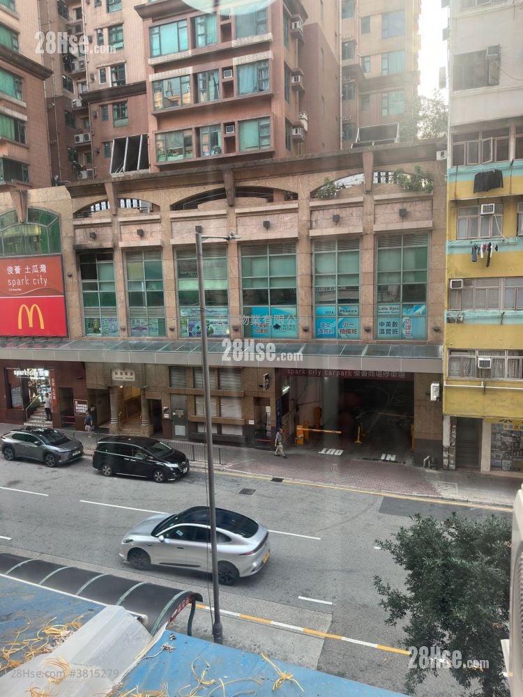 建安大廈 售盤 2 房 , 1 浴室 319 平方呎