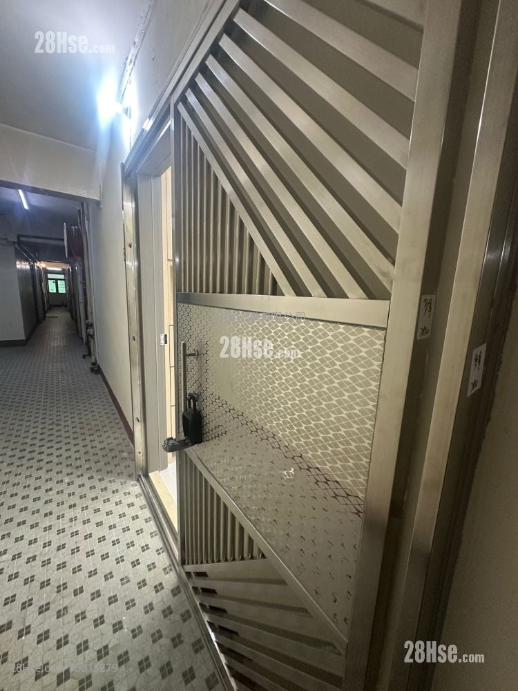 建安大廈 售盤 2 房 , 1 浴室 319 平方呎