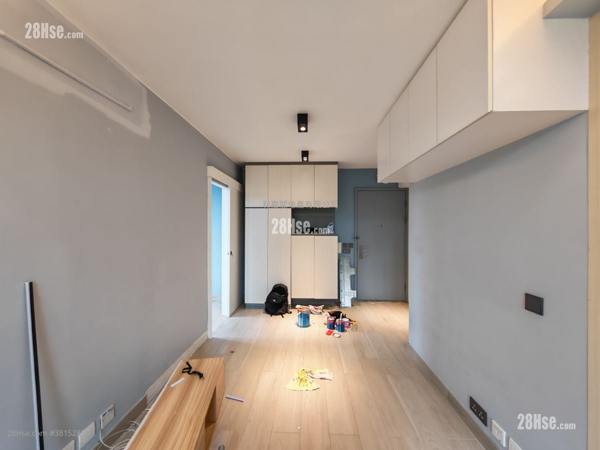 Ching Chun Court Sell 2 Bedrooms 438 ft²