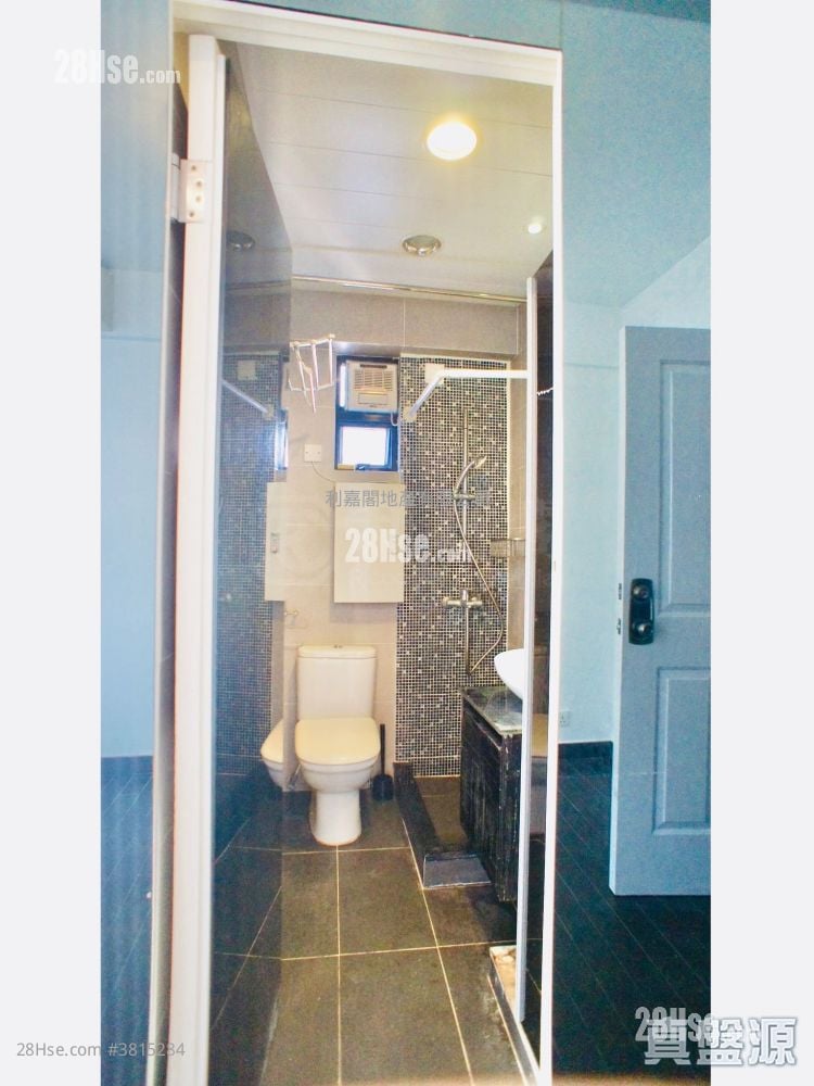 美华大厦 售盘 254 平方尺