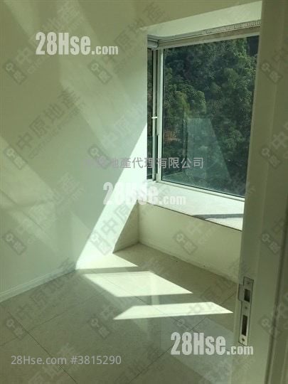 峻滢 售盘 2 房 498 平方尺