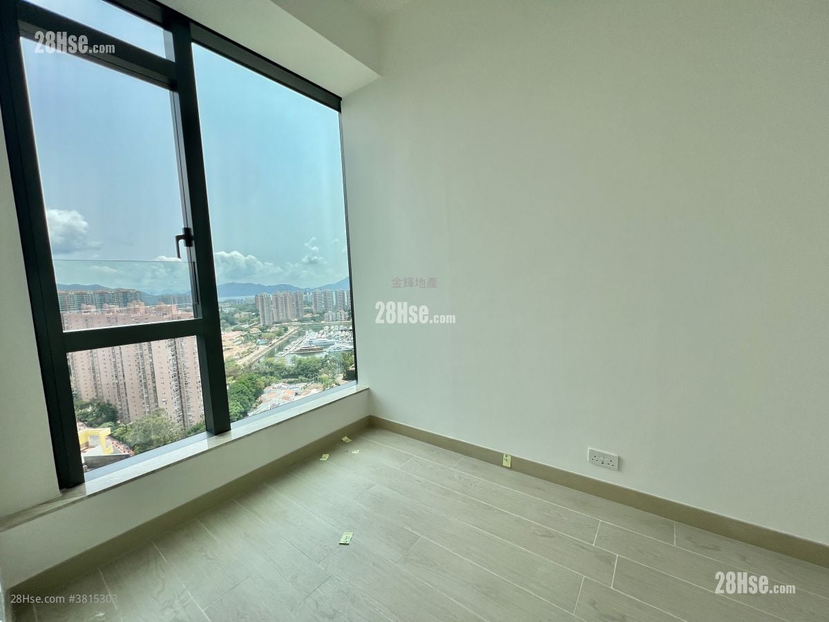 Gold Coast Bay Rental 1 Bedroom , 1 Bathroom 312 ft²