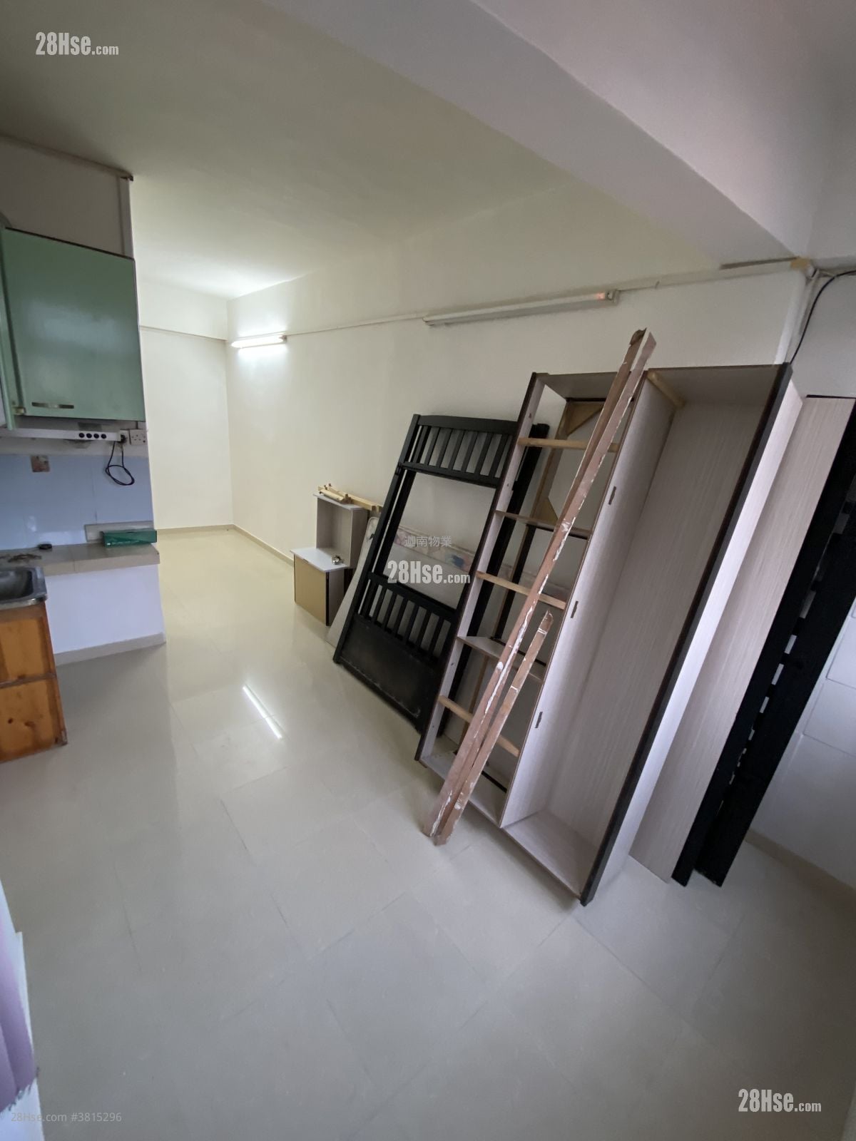 Chinese Mansion Rental 1 Bathroom 190 ft²