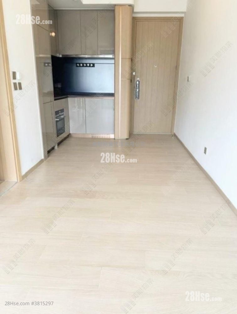 瑜悦 售盘 1 房 , 1 浴室 350 平方尺