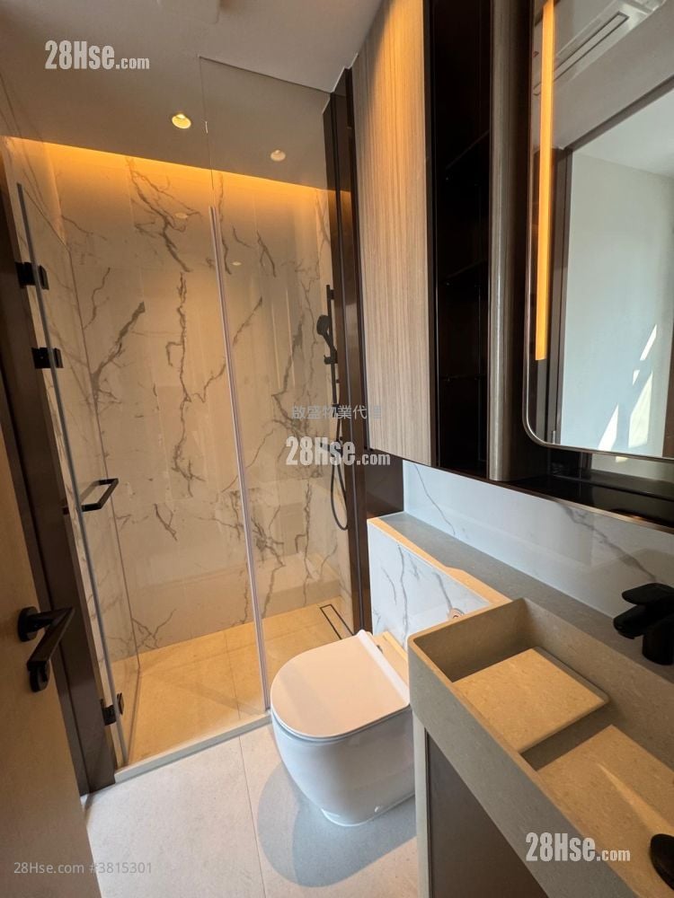 南首 租盘 2 房 , 1 浴室 342 平方尺