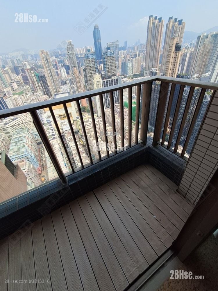 Harbour Green Sell 2 Bedrooms 474 ft²