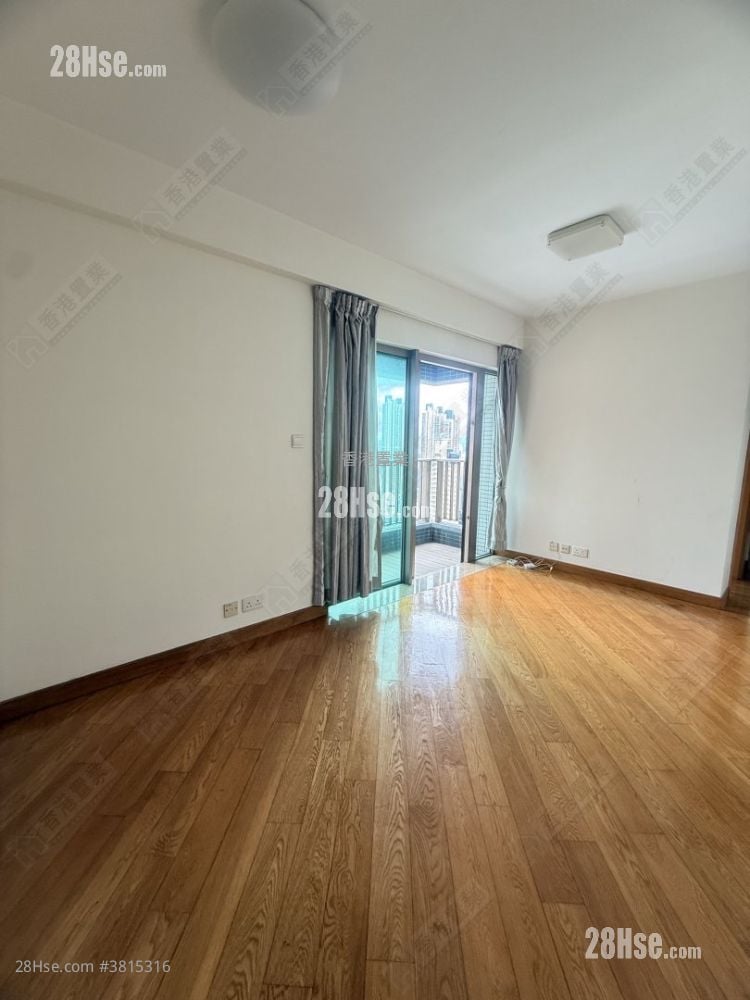 Harbour Green Sell 2 Bedrooms 474 ft²