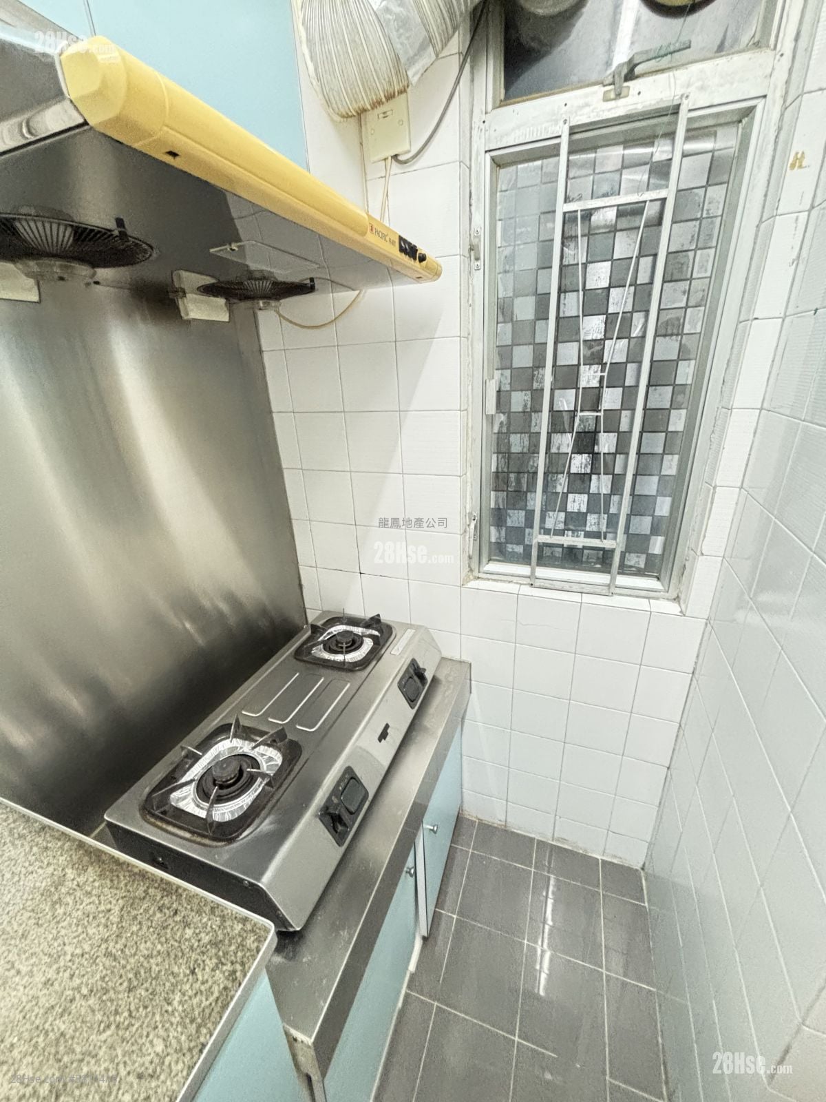 頌賢花園 租盤 2 房 , 1 浴室 357 平方呎