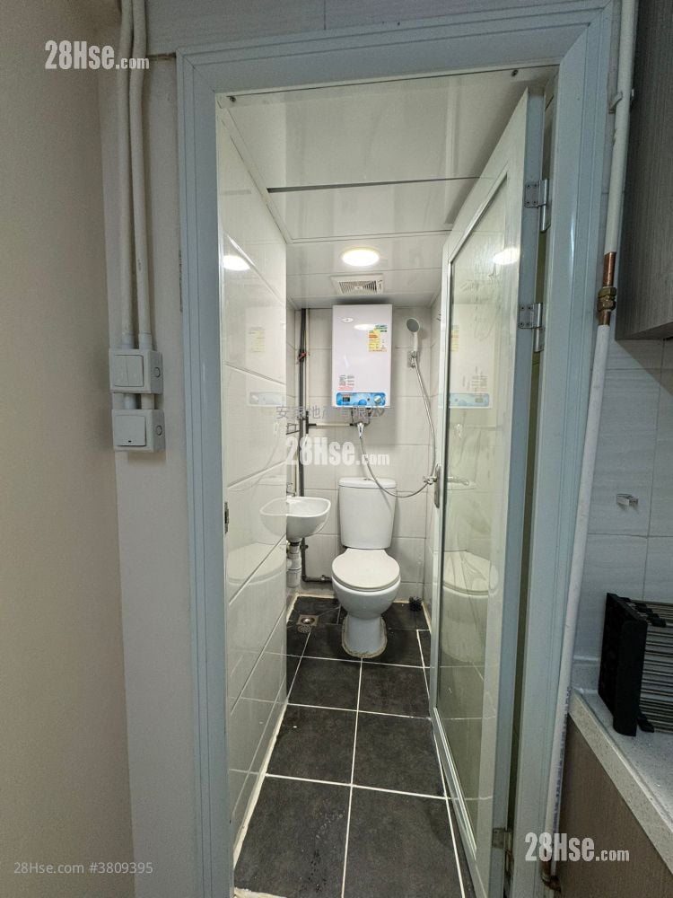 Peony House Rental 1 Bedroom , 1 Bathroom 200 ft²