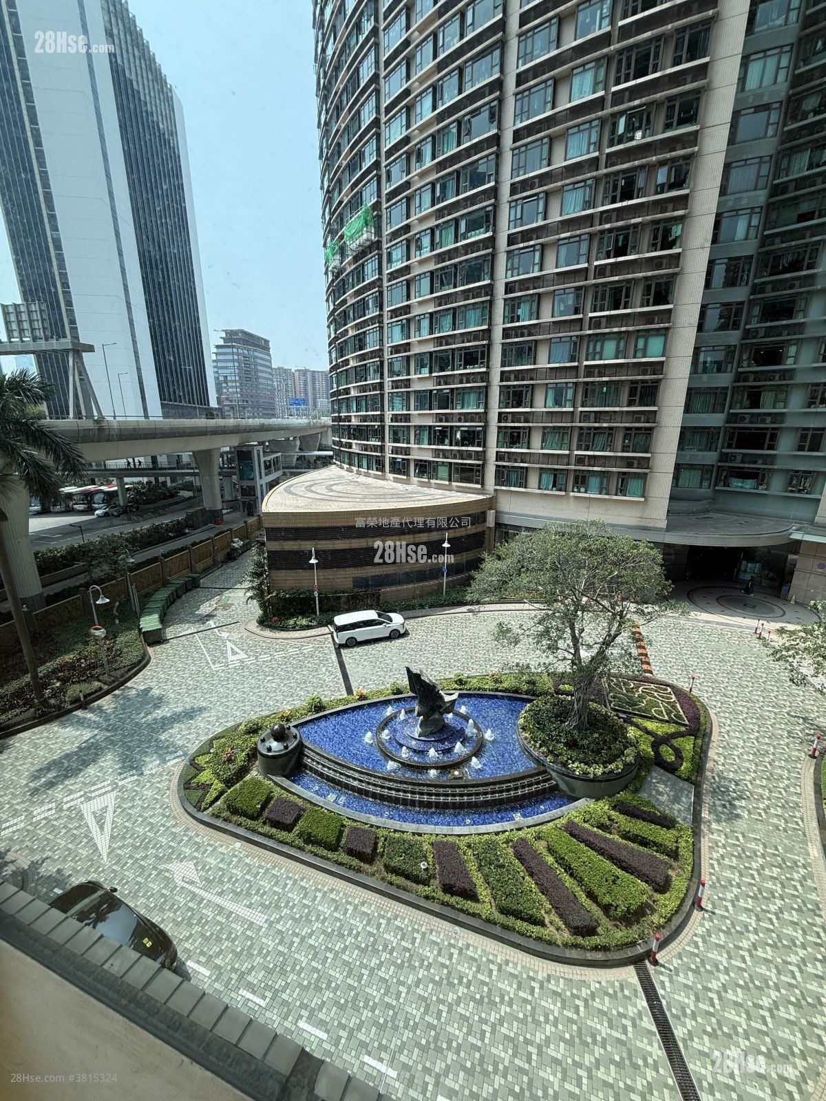 Royal Peninsula Sell 3 Bedrooms , 1 Bathroom 647 ft²