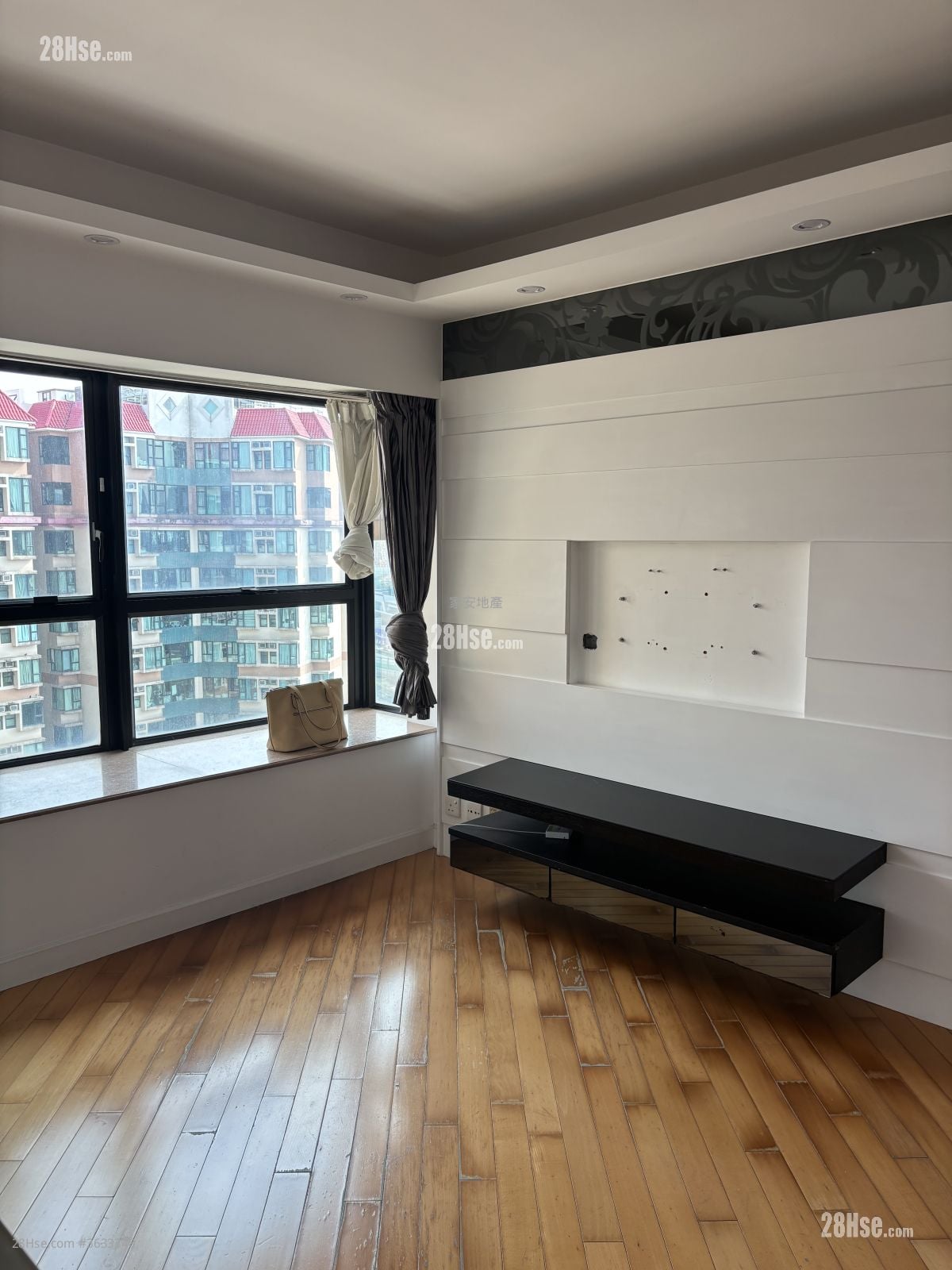 Villa By The Park Rental 2 Bedrooms , 1 Bathroom 442 ft²