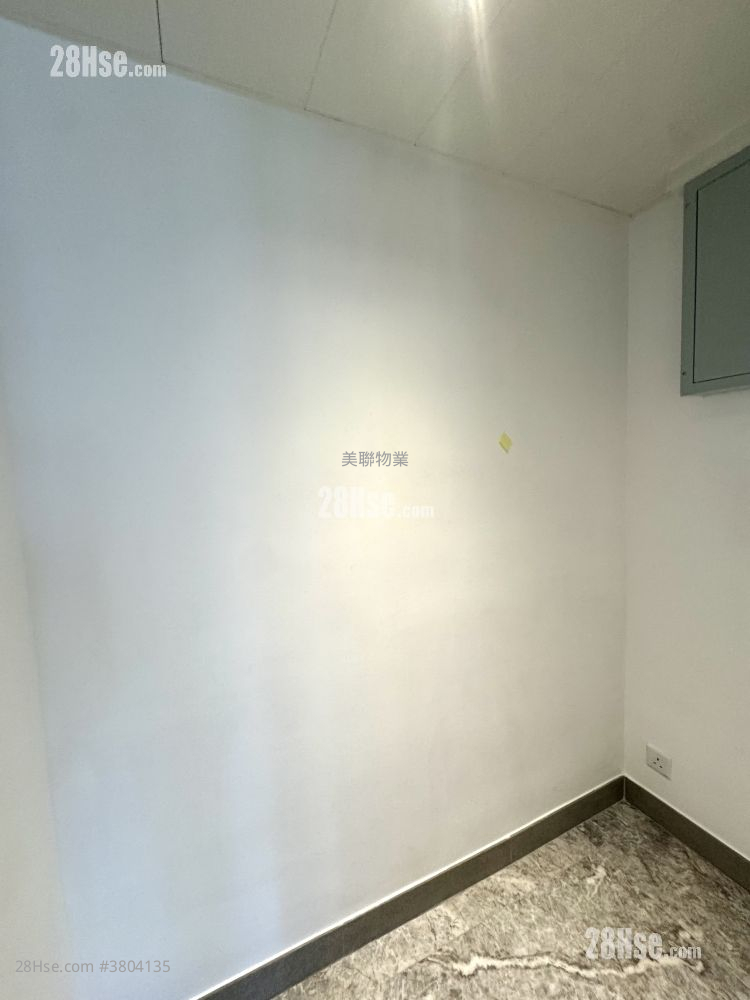 The Southside Rental 3 Bedrooms , 2 Bathrooms 938 ft²