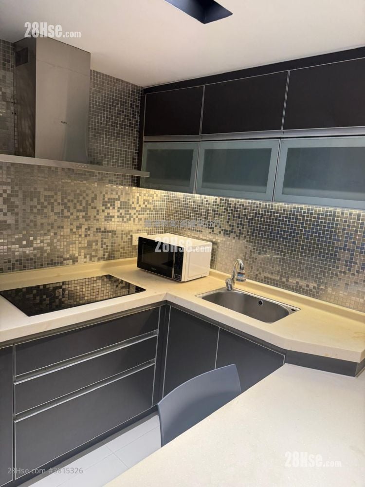 Paterson Building Rental 2 Bedrooms , 1 Bathroom 411 ft²