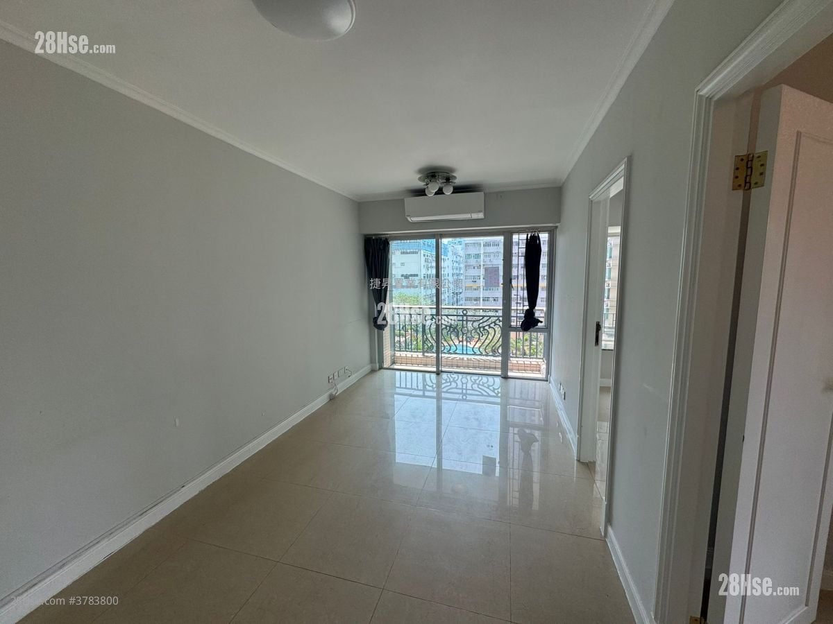 Sky Tower Sell 2 Bedrooms , 1 Bathroom 452 ft²