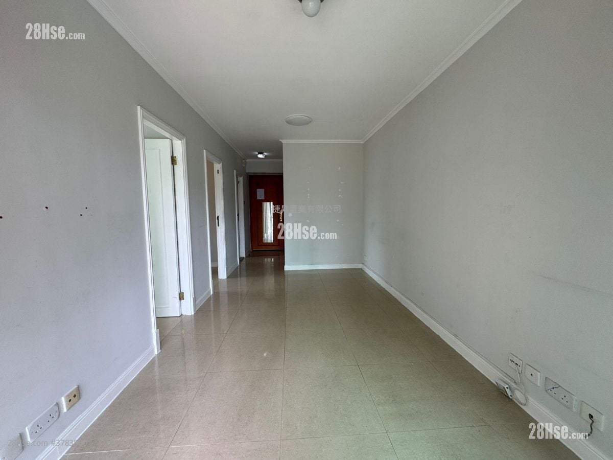 Sky Tower Sell 2 Bedrooms , 1 Bathroom 452 ft²