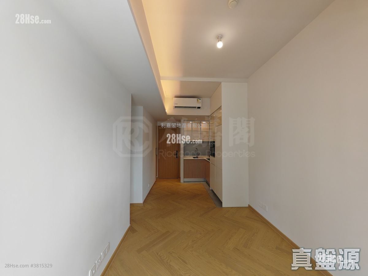 After The Rain Sell 2 Bedrooms 416 ft²