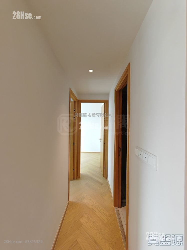 After The Rain Sell 2 Bedrooms 416 ft²