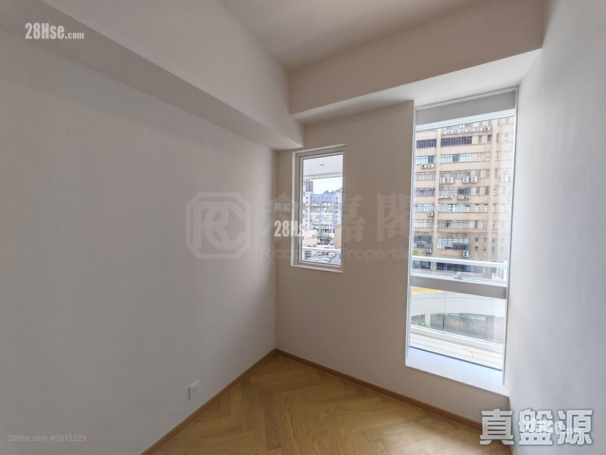 After The Rain Sell 2 Bedrooms 416 ft²