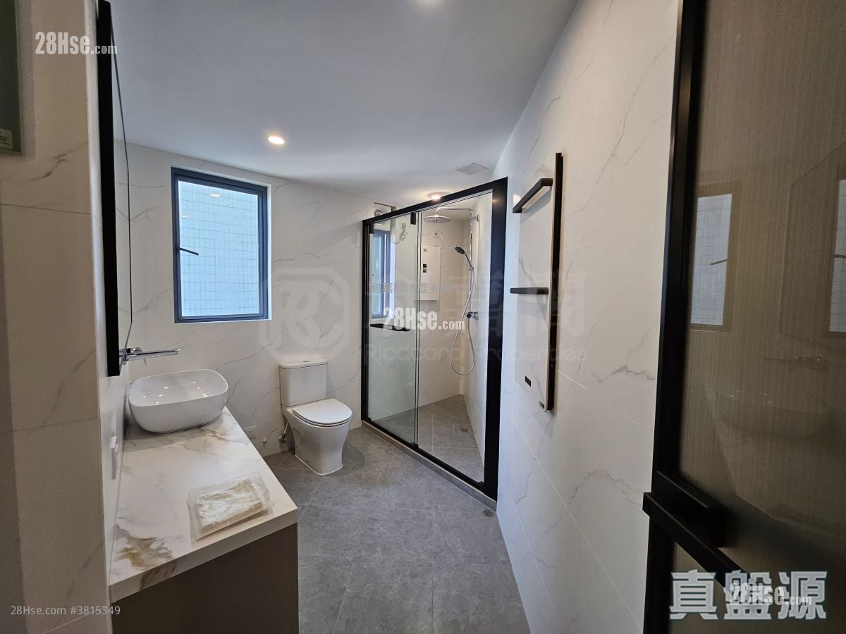 爵士花園 售盤 4 房 , 3 浴室 2,085 平方呎