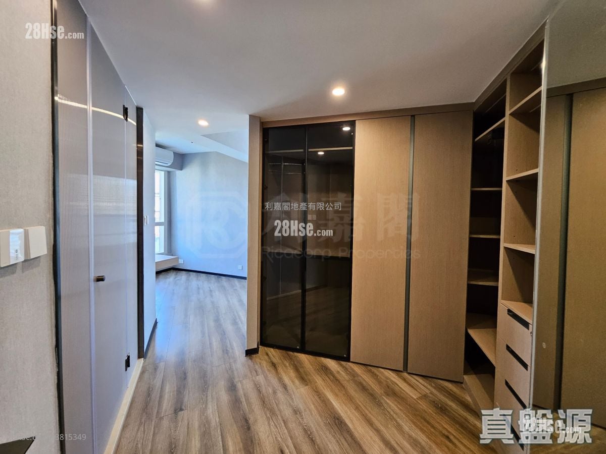 爵士花園 售盤 4 房 , 3 浴室 2,085 平方呎