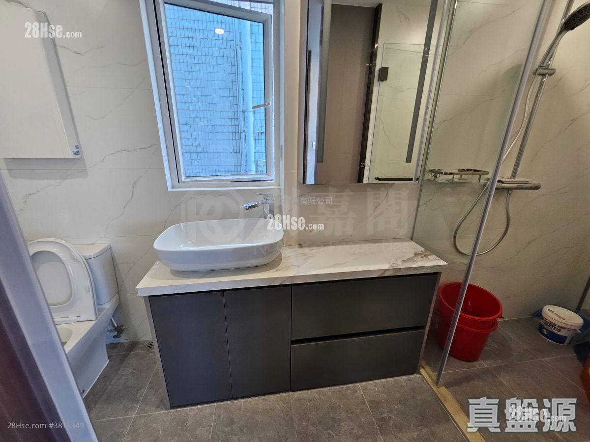 爵士花園 售盤 4 房 , 3 浴室 2,085 平方呎