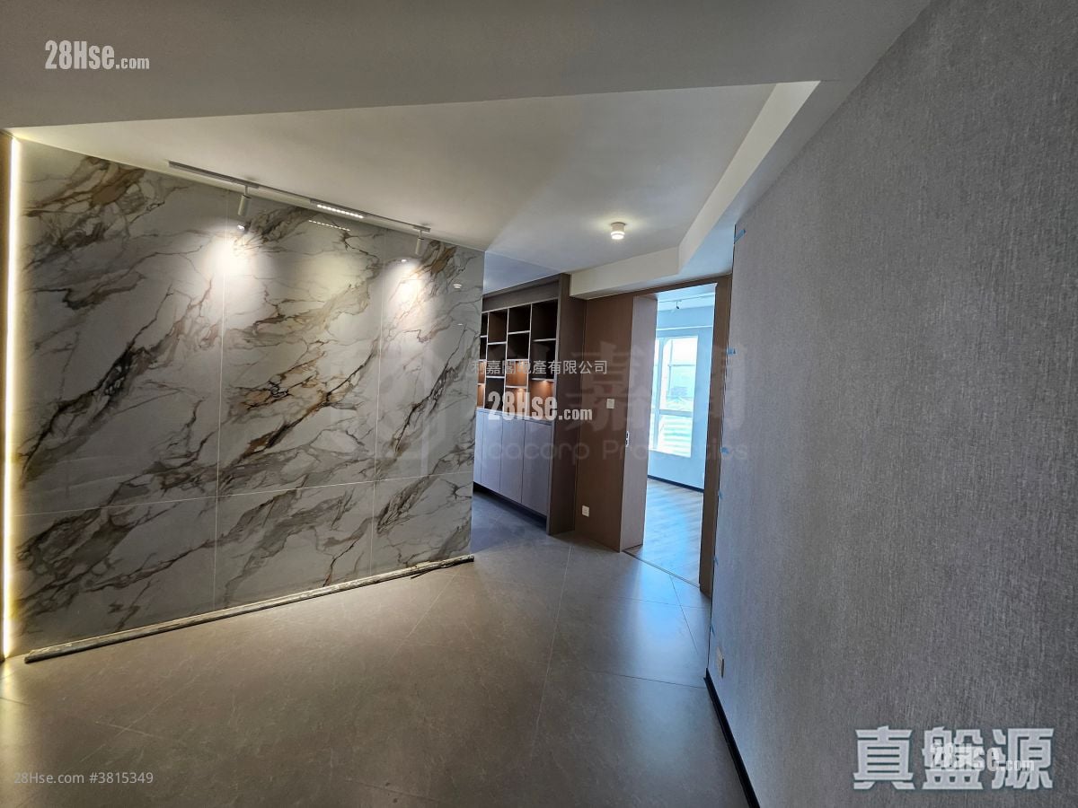 爵士花園 售盤 4 房 , 3 浴室 2,085 平方呎