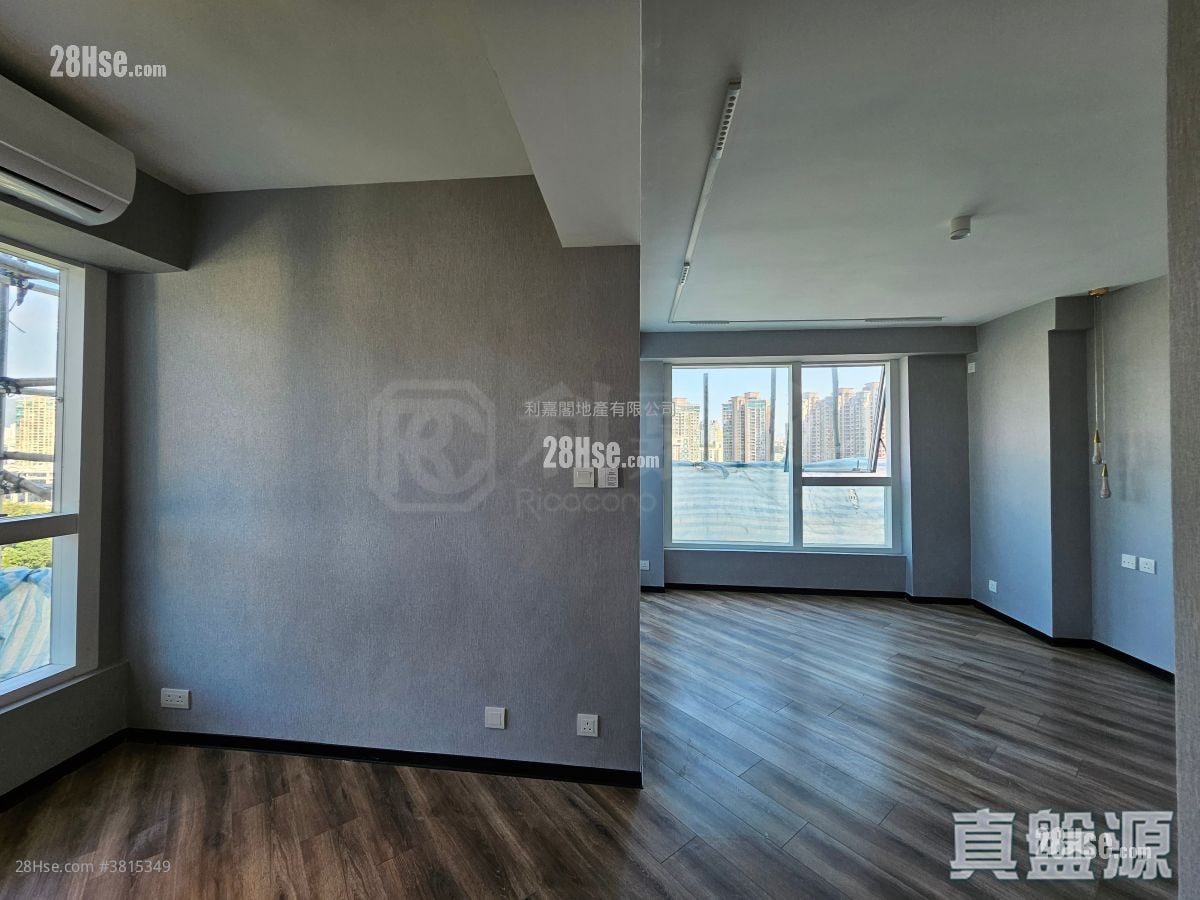 爵士花園 售盤 4 房 , 3 浴室 2,085 平方呎