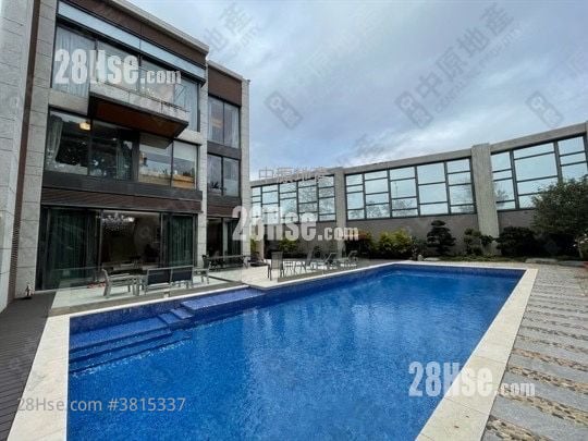 Valais Sell 4 Bedrooms 2,771 ft²