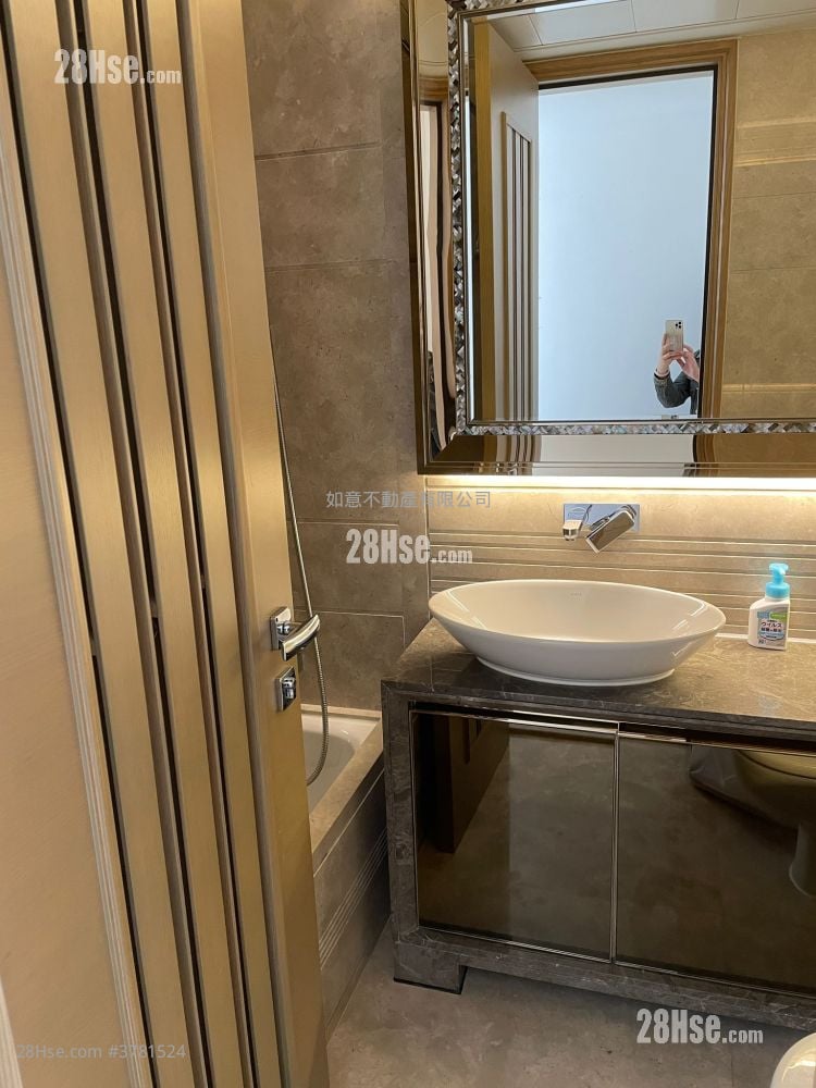 Stars By The Harbour Sell 4 Bedrooms , 3 Bathrooms 1,076 ft²