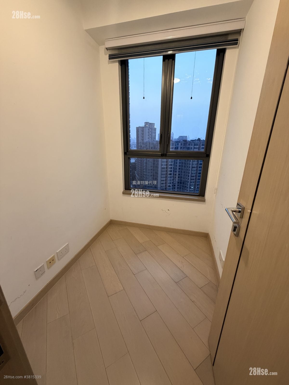 單幢樓房 租盤 2 房 , 1 浴室 385 平方呎