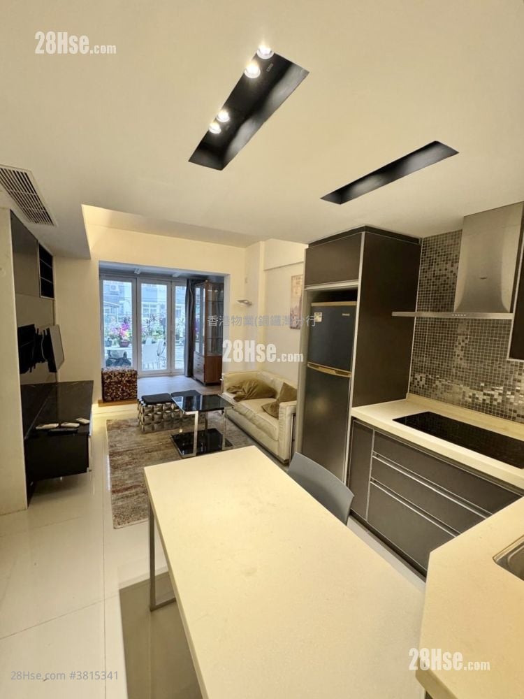 Paterson Building Sell 2 Bedrooms , 1 Bathroom 411 ft²