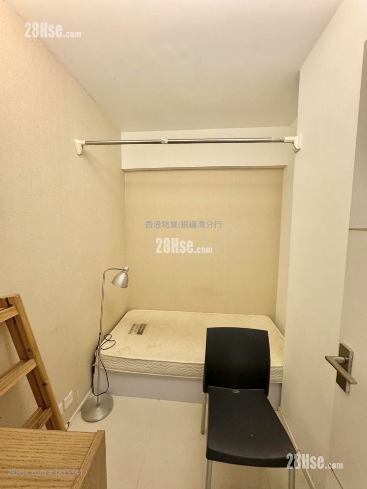 Paterson Building Sell 2 Bedrooms , 1 Bathroom 411 ft²