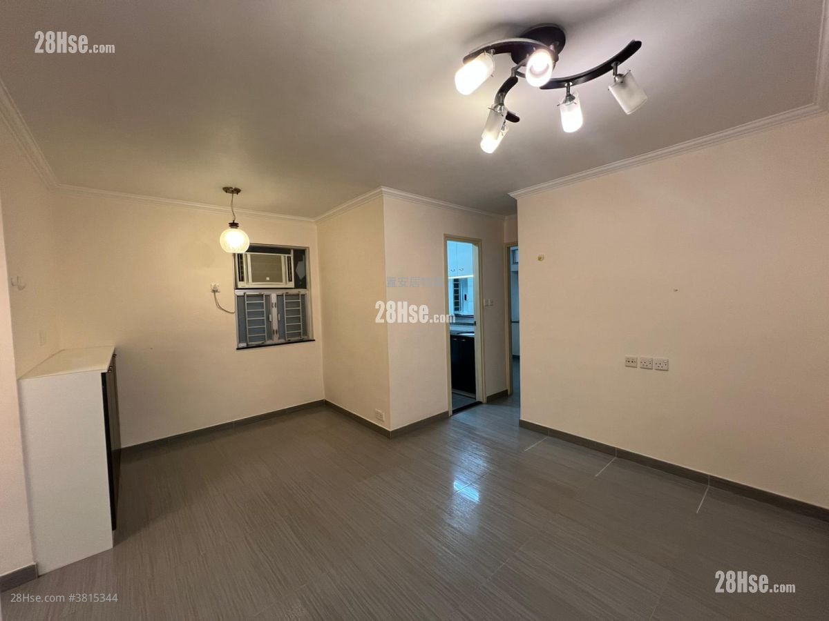 新屯门中心 租盘 2 房 , 1 浴室 455 平方尺