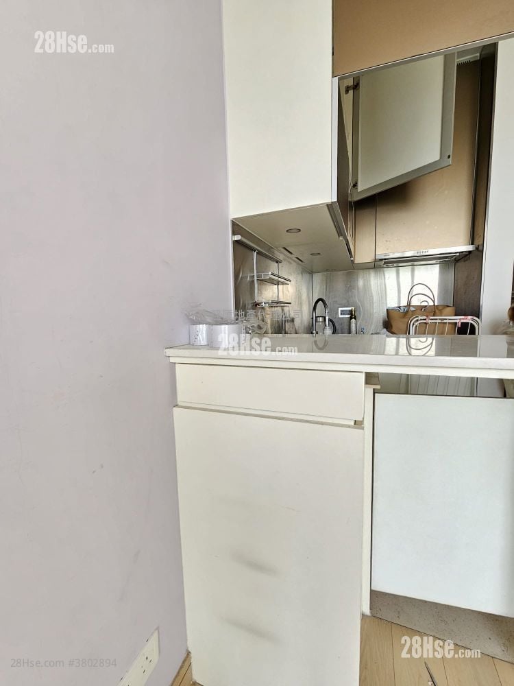 Gardenia Rental 1 Bedroom , 1 Bathroom 270 ft²