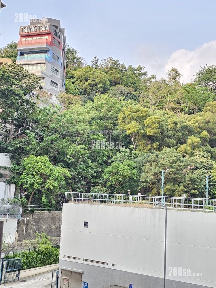 Man Woo Building Rental Studio , 1 Bathroom 187 ft²