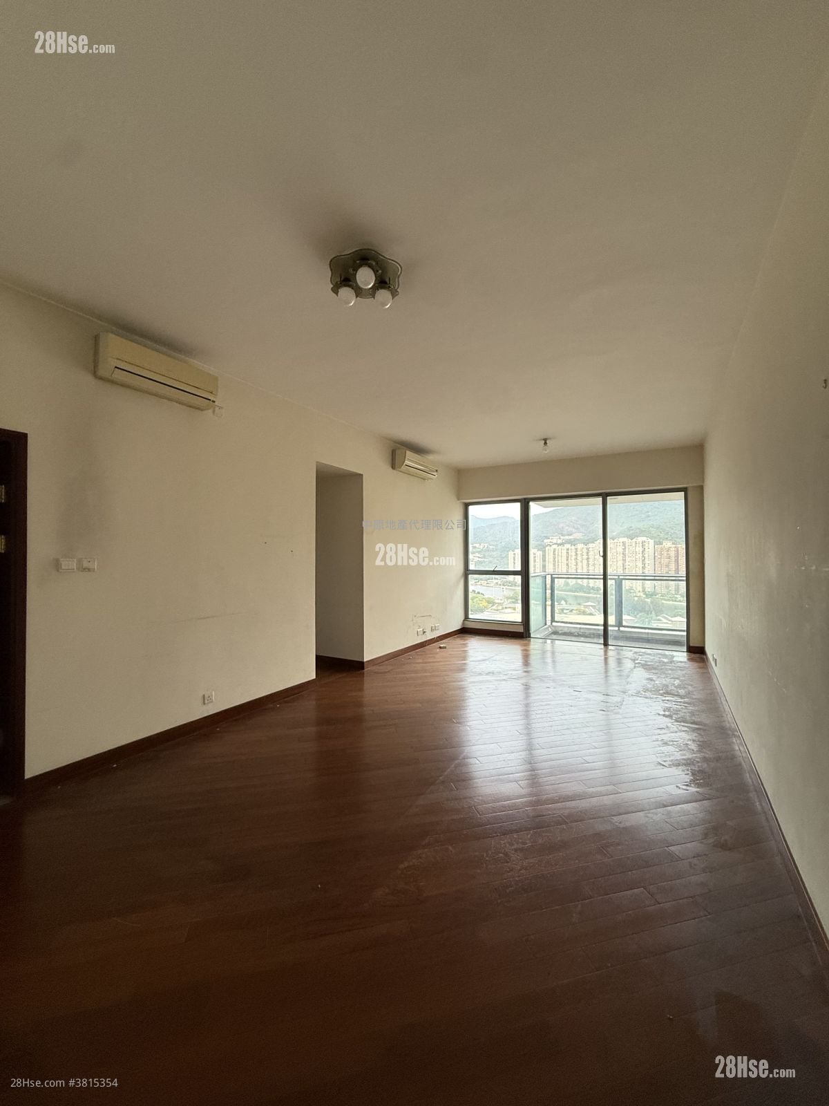 The Palazzo Sell 4 Bedrooms , 3 Bathrooms 1,035 ft²