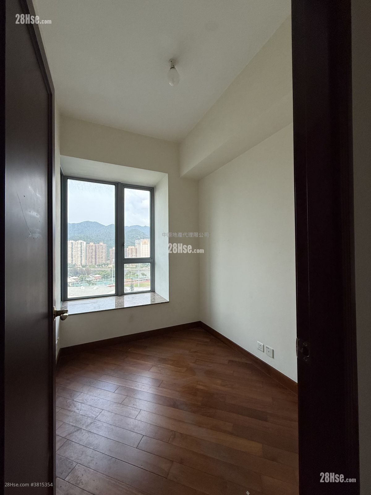 The Palazzo Sell 4 Bedrooms , 3 Bathrooms 1,035 ft²