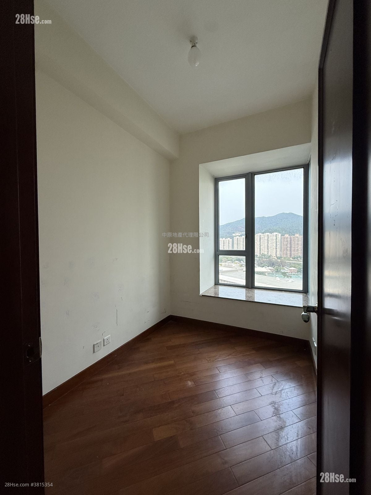 The Palazzo Sell 4 Bedrooms , 3 Bathrooms 1,035 ft²