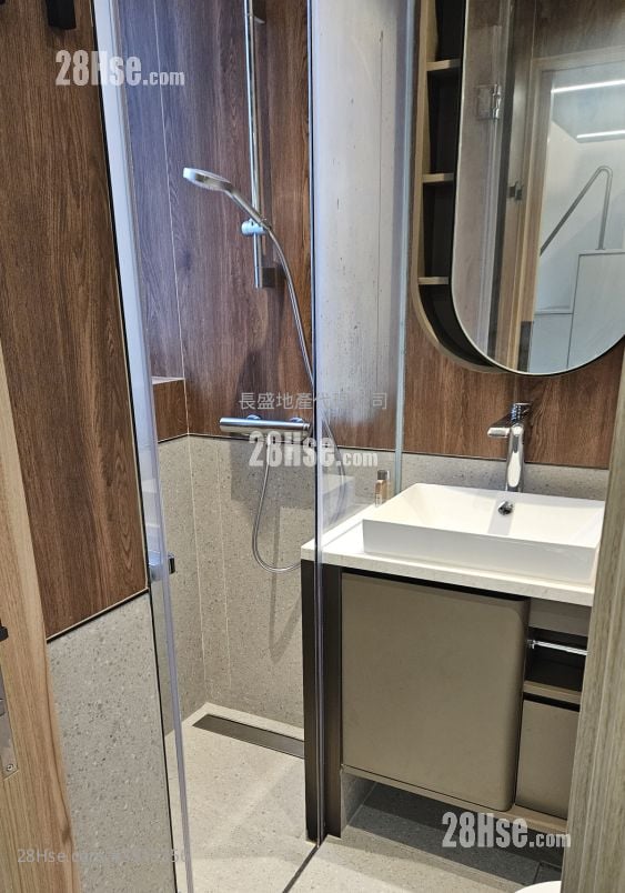 連方 租盤 1 浴室 231 平方呎