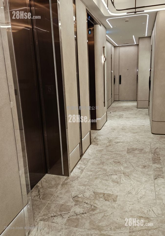 連方 租盤 1 浴室 231 平方呎