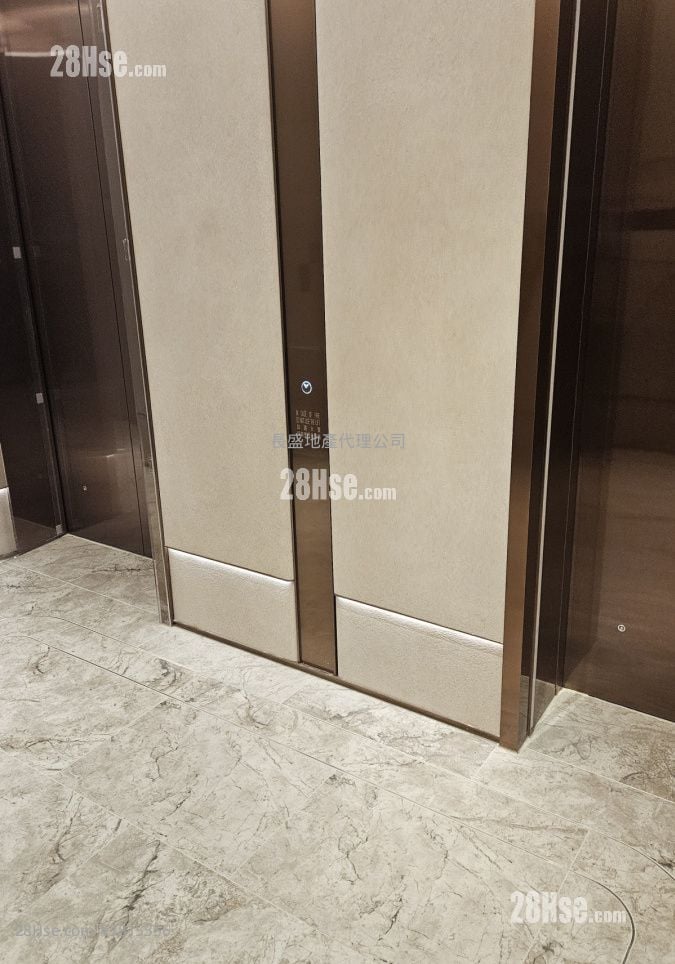 連方 租盤 1 浴室 231 平方呎