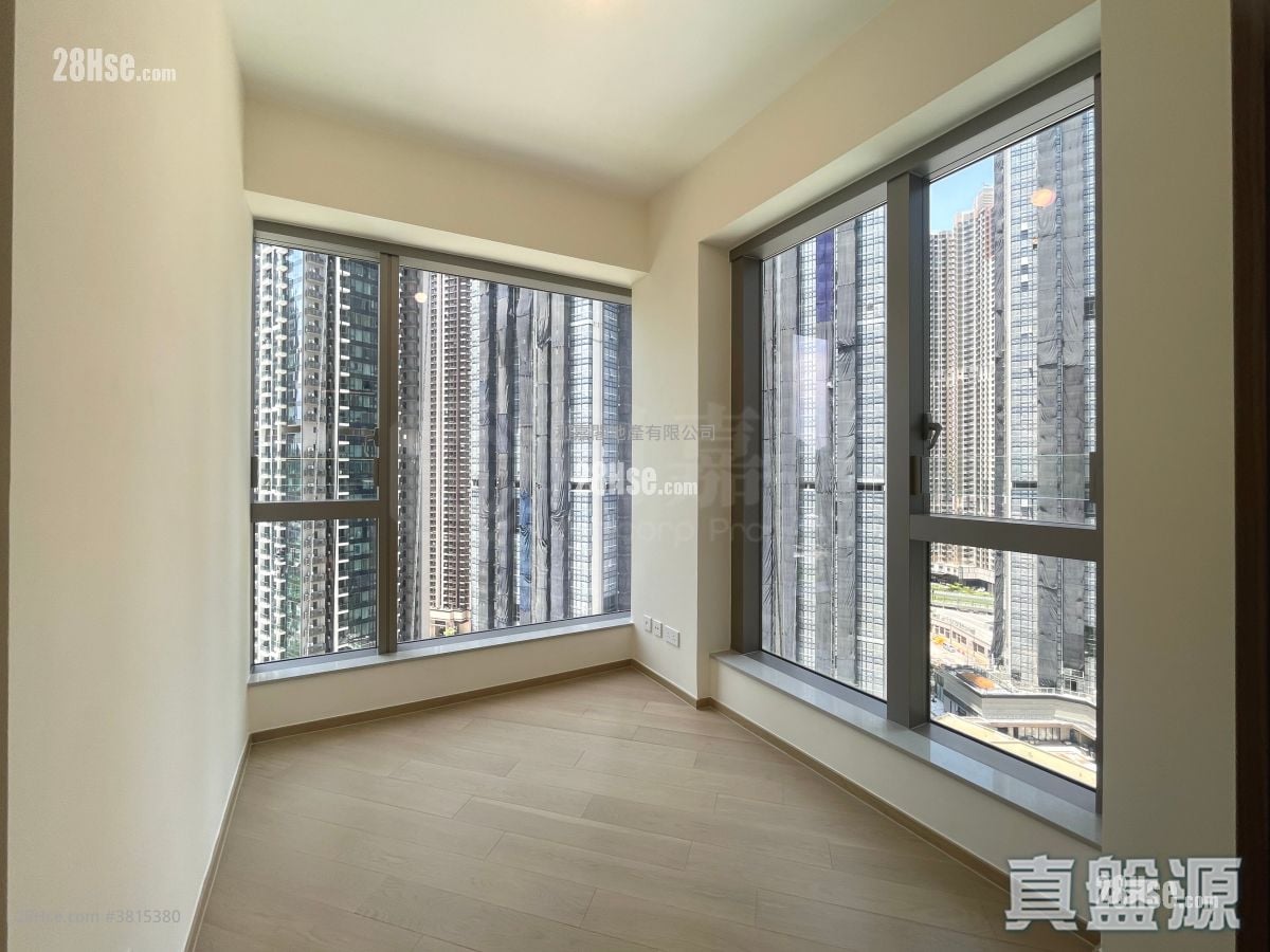 Villa Garda Ii Rental 3 Bedrooms , 2 Bathrooms 719 ft²