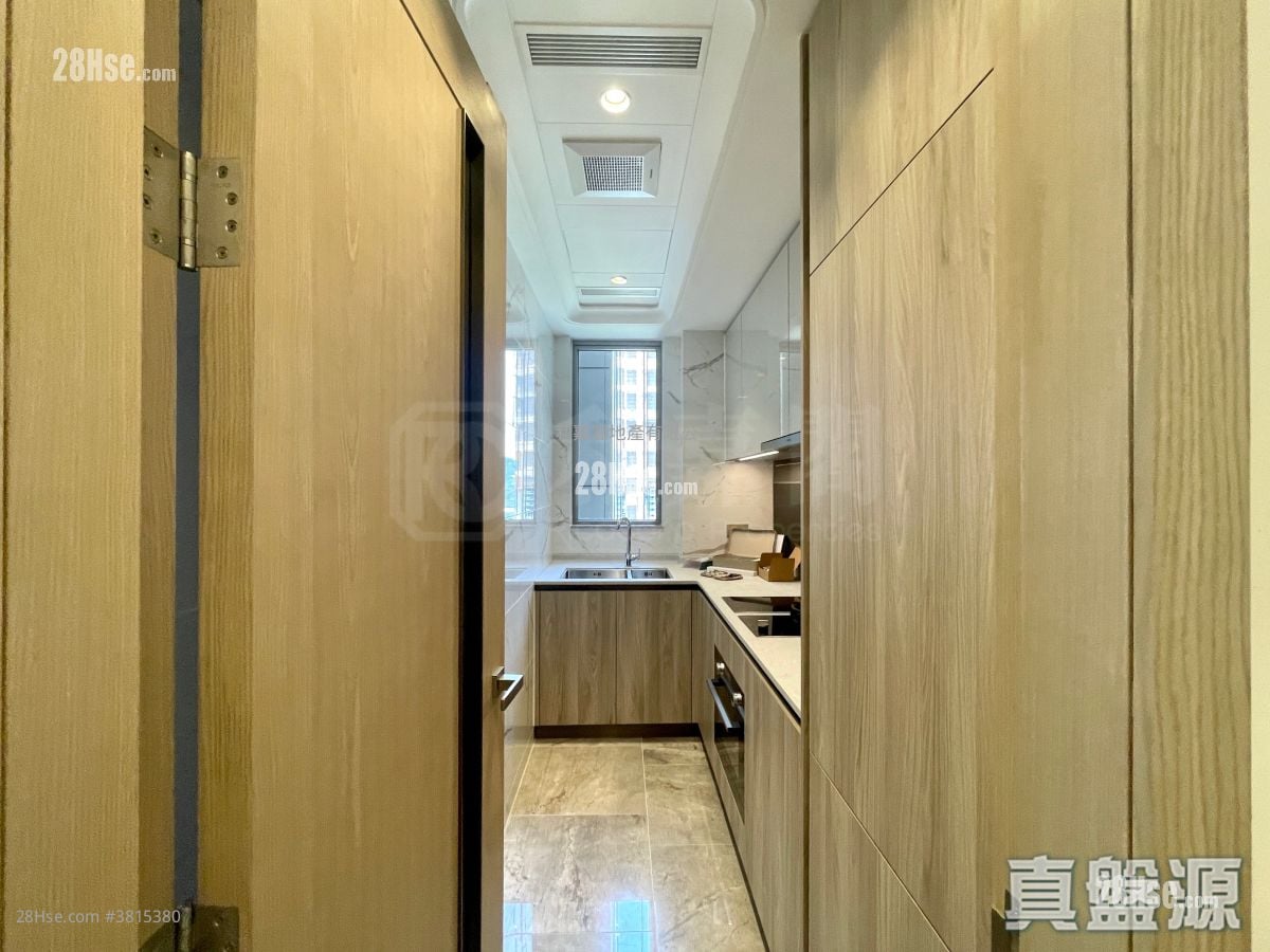 Villa Garda Ii Rental 3 Bedrooms , 2 Bathrooms 719 ft²