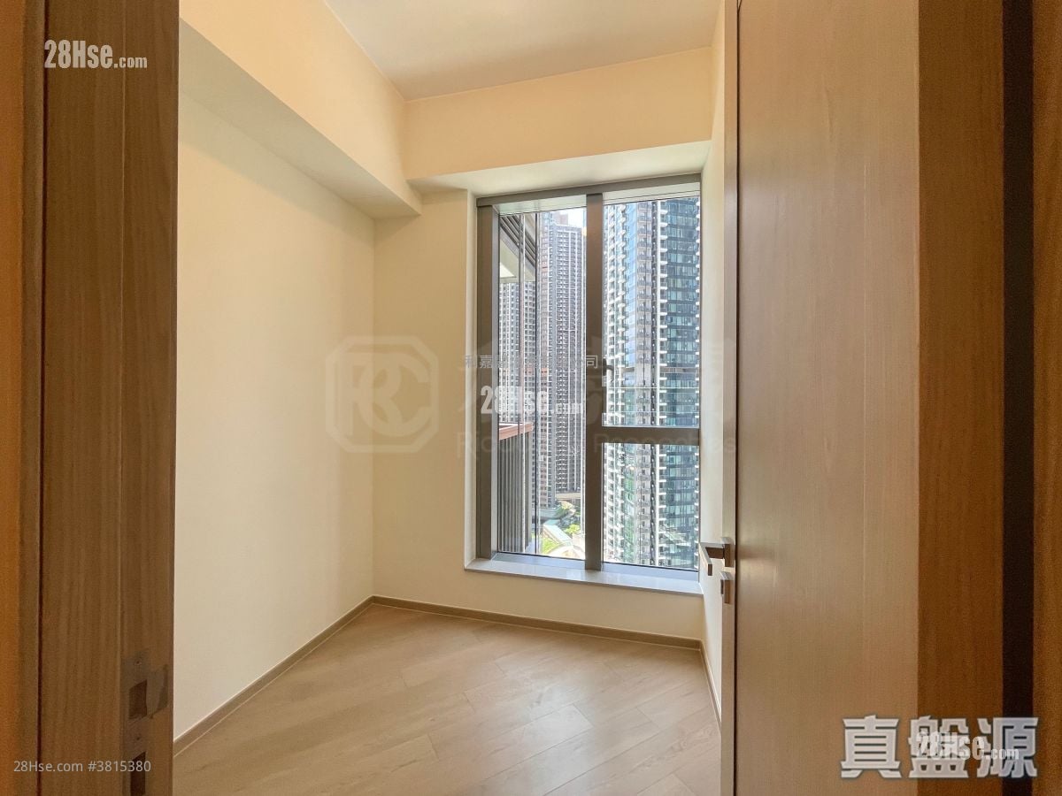 Villa Garda Ii Rental 3 Bedrooms , 2 Bathrooms 719 ft²