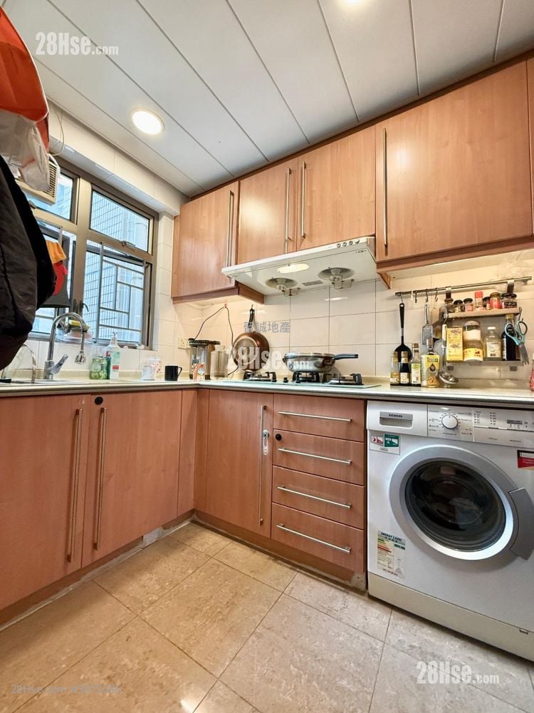 Bellagio Sell 2 Bedrooms , 1 Bathroom 519 ft²